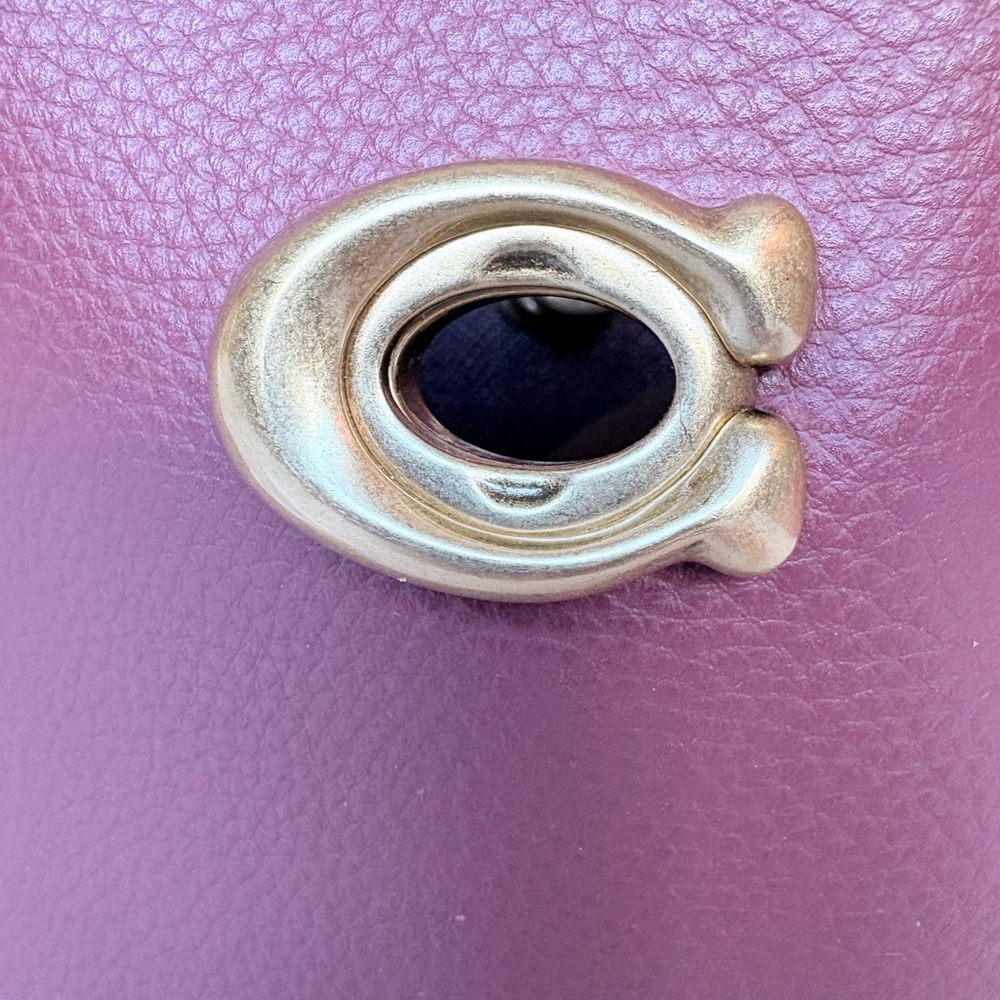 Coach Willow Shoulder Bag - Picture 7 of 10